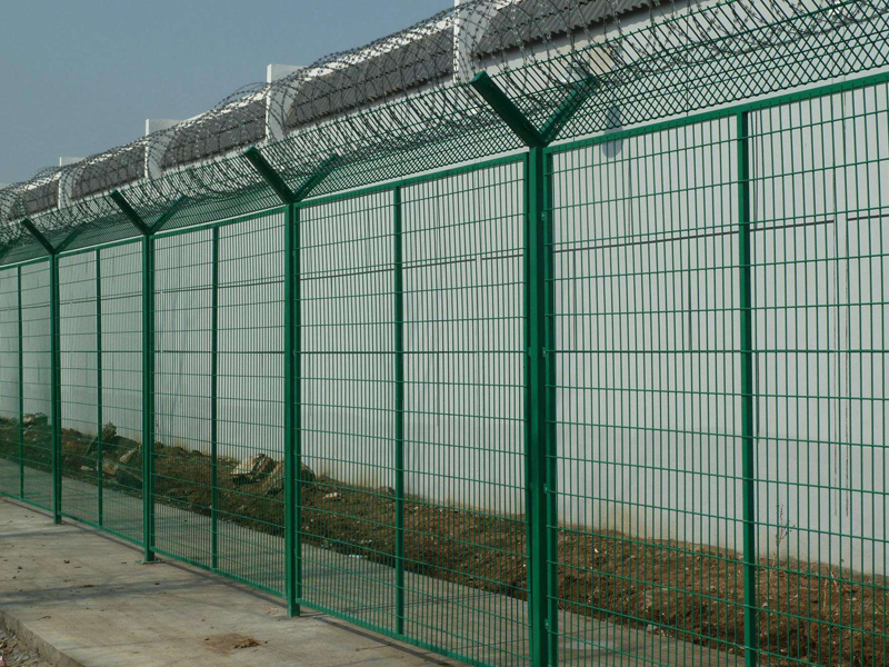 201807211532137125509797.jpg 監(jiān)獄護(hù)欄網(wǎng)4.jpg